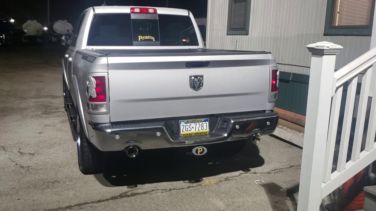2018 Ram with Flowmaster 40 series exhaust. Cold start. - YouTube