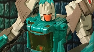 Video Review of the Transformers Titans Return Brainstorm with Teslor