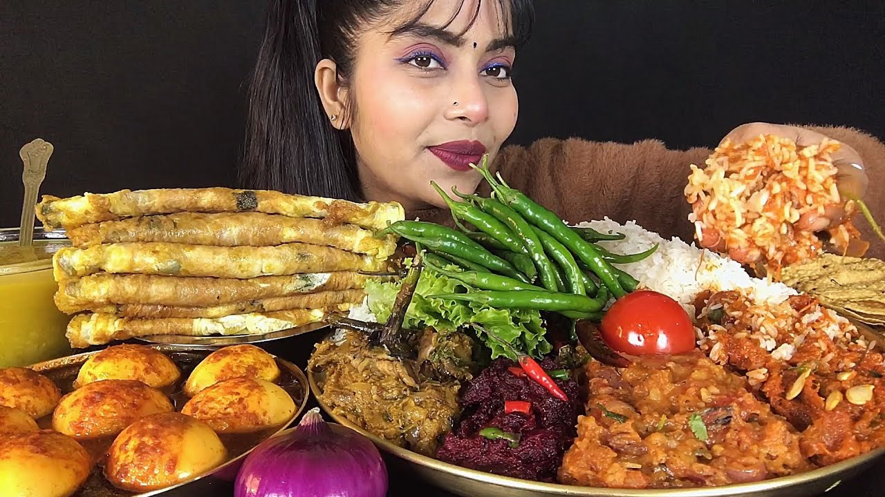 Eating asmr bhat Dal egg curry 4 types of bharta egg omelet papad | Indian mukbang | big bites show