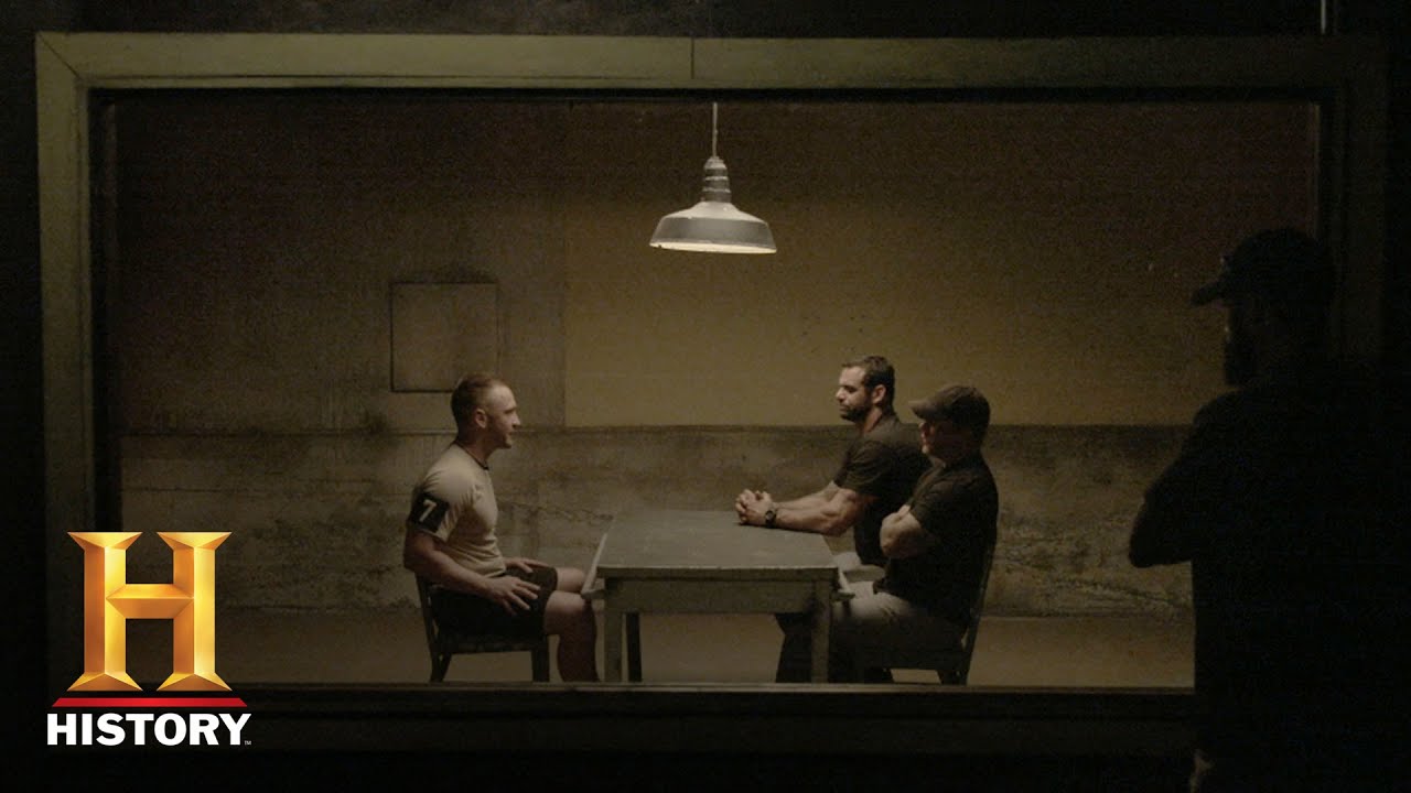 instructor-led The Selection: Bonus: #7 Mirror Room (Episode 2) | History