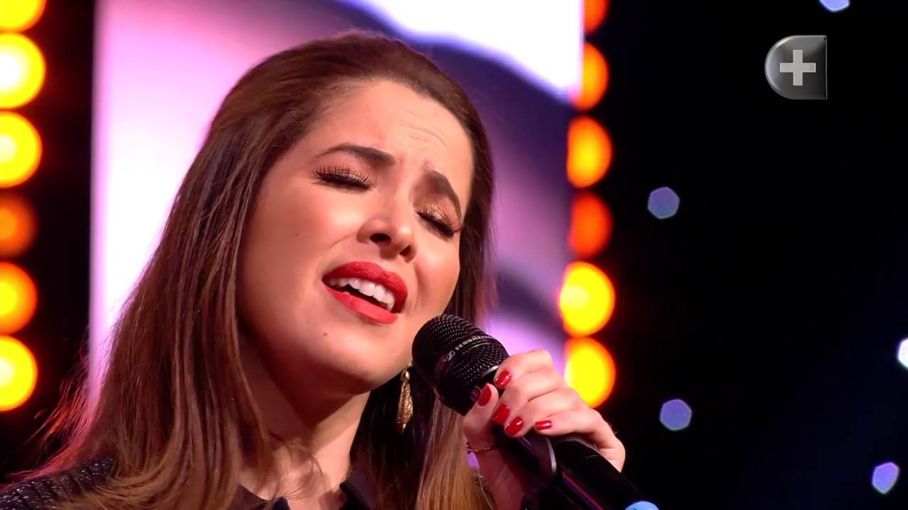 أداء رائع لأغنية 