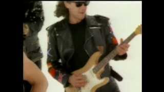 Video thumbnail of "RIGHT SAID FRED   DON'T TALK JUST KISS   OFFICIAL MUSIC VIDEO"