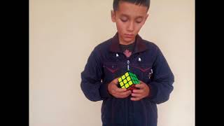 12 yoshli Temurbek  kubik rubikni qanday tez terdi