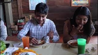 YASHO TRYING MUSHROOM MOLE AND CHICKEN FEET!!!//EXOTIC FOOD IN THE OAXACAN MIXTECA