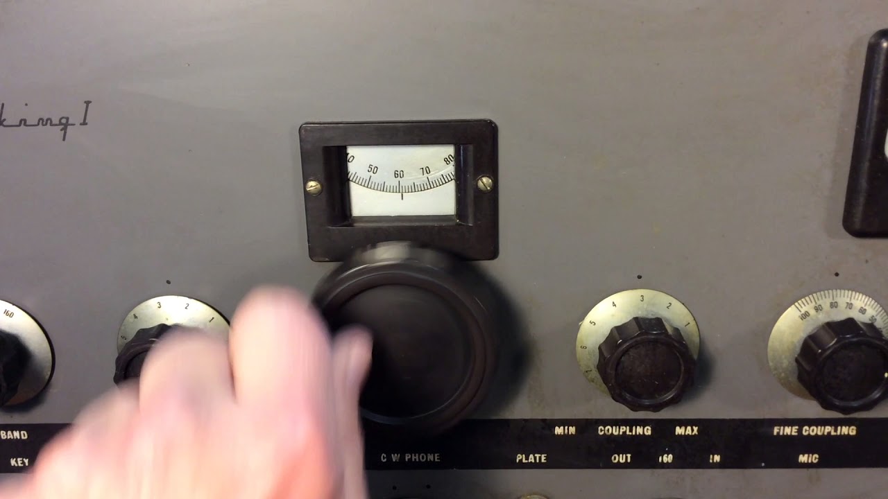 E.F. Johnson Viking I Vintage AM/CW Transmitter