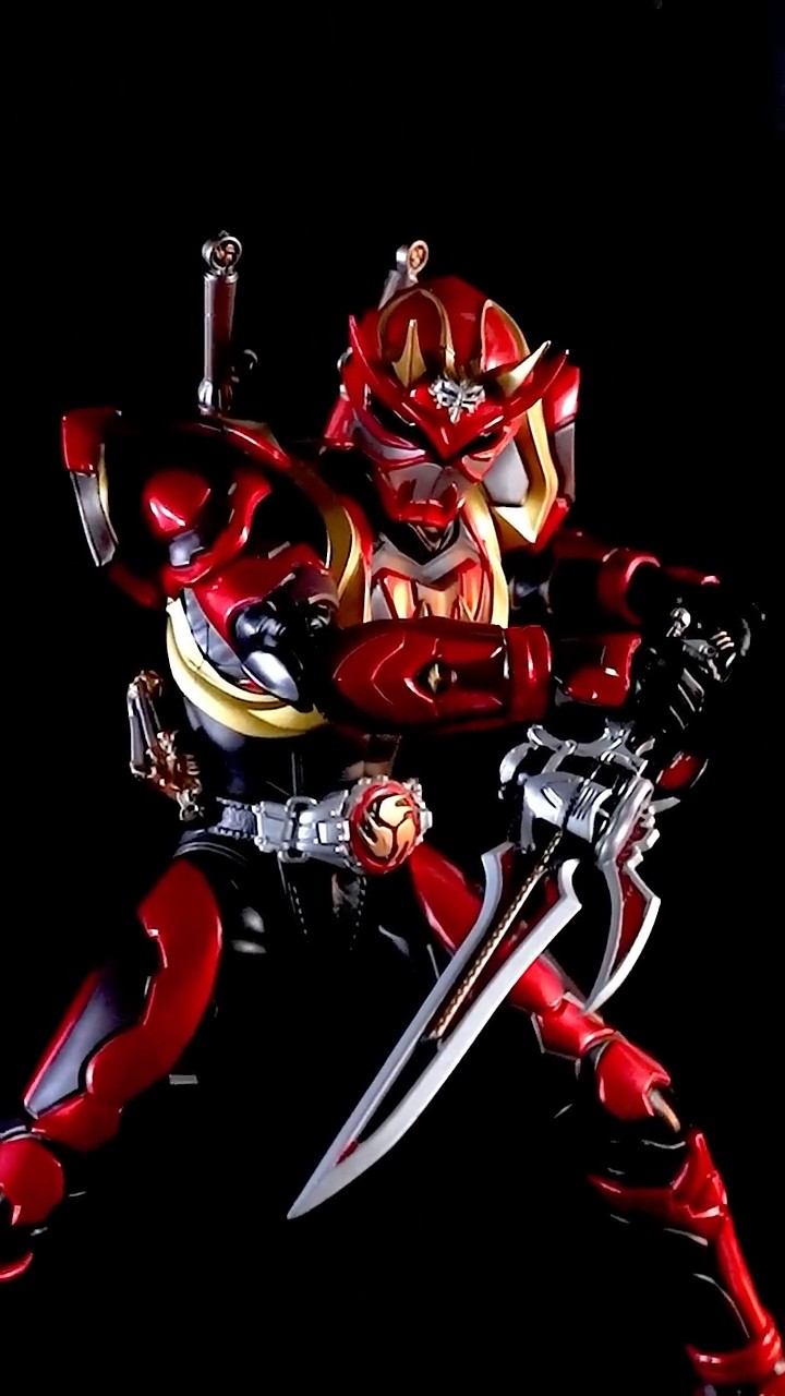 SHFiguarts 仮面ライダー装甲響鬼(真骨彫製法) S.H.Figuarts（真骨彫製法） 仮面ライダー装甲響鬼 | 魂ウェブ