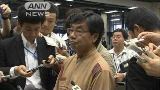 総理と会談後の名護市長「政府との協議に応じない」（10/05/04）