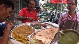 4 Piece Roti with 2 Different Curry & Chutney Salad 25 rs Only | Kolkata Street Food Loves You 4 Piece Roti with 2 Different Curry & Chutney Salad 25 rs Only | Kolkata Street Food Loves You