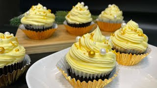 Chocolate Cupcakes with Buttercream |  巧克力奶油霜纸杯蛋糕 ~ Christmas Party Dessert