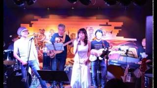 07 太陽手に月は心の両手に - YouTube