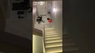 Консольная лестница с подсветкой