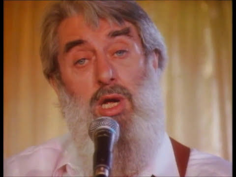 Finnegan's Wake - The Dubliners | Dublin Presented by Ronnie Drew (2005)