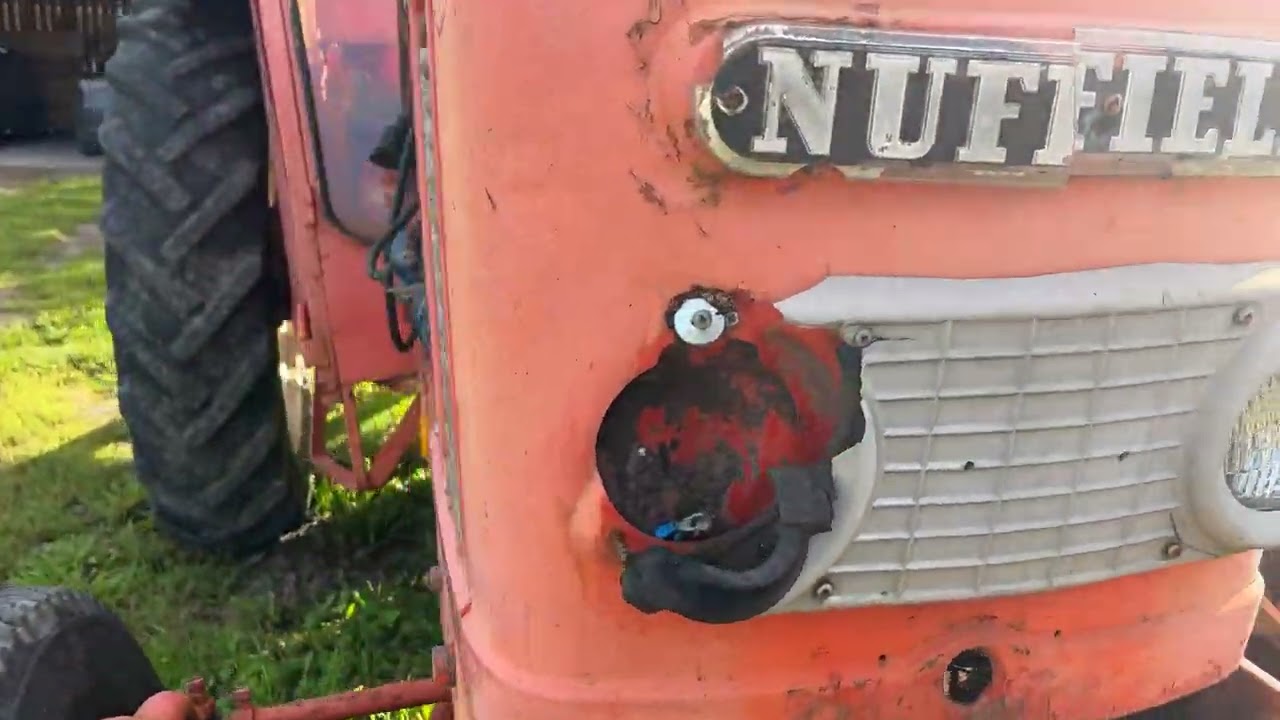 Veterantraktor BMC NUFFIELD3/45 -68