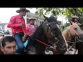 Desfile de caballos por las calles de Arauca