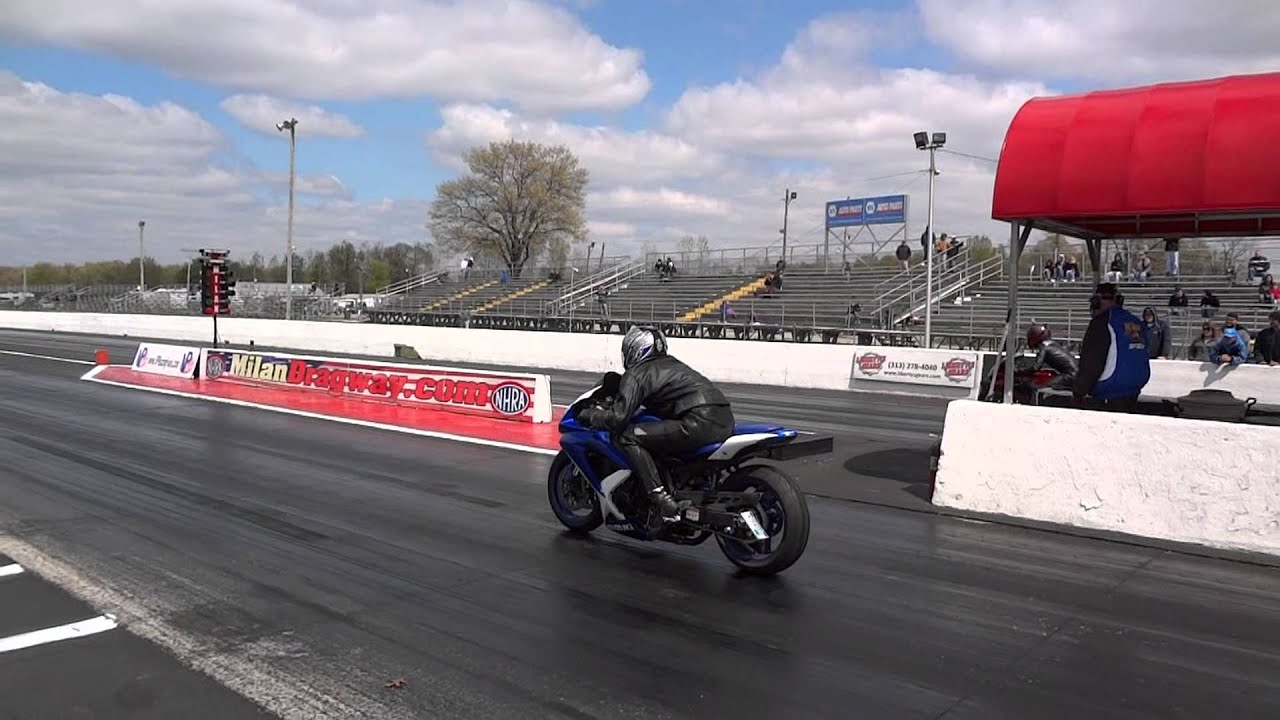 no-et-gsxr-600-vs-1000-youtube