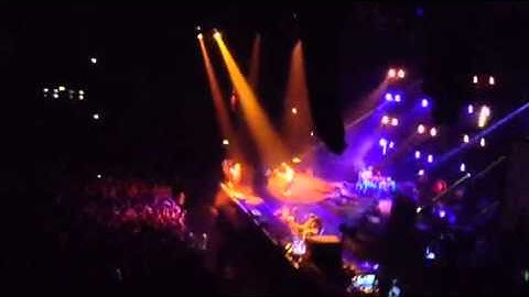 Example - Close Enemies (crowd) 12/2/13