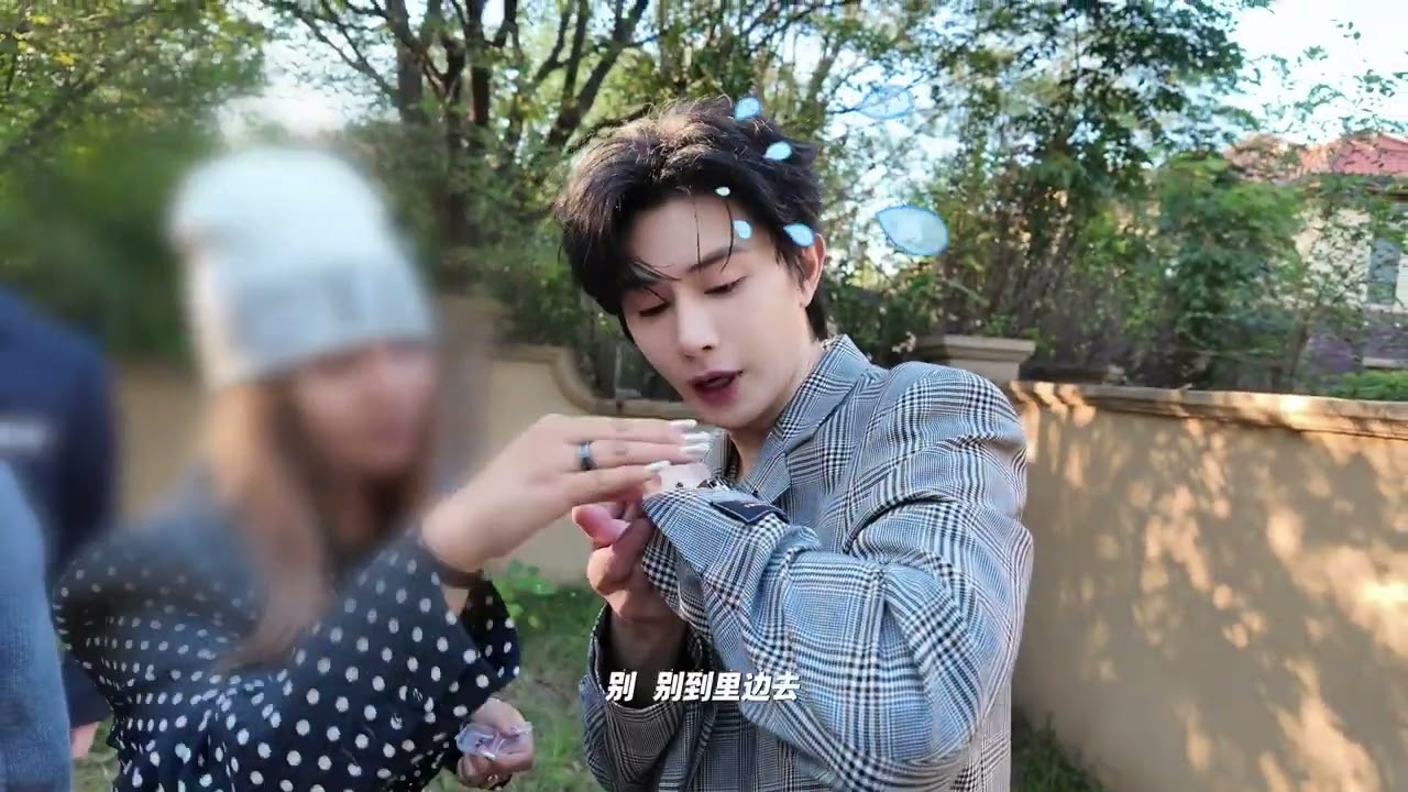 【王佑硕】#王佑硕 x YOURS杂志拍摄花絮来啦！