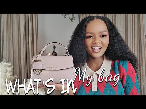 UNBOXING: Michael Kors Extra Small Ava Crossbody…what fits? 