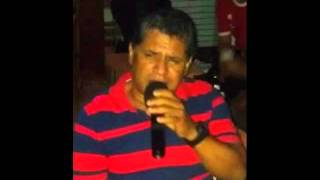Pedro Encarnacion Cantando  Maestra vida en PLAZA LA SABANA