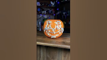 Let’s make a Halloween bucket #halloweencrafts