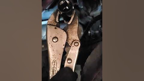 2015 ford escape rear upper control arm bolt removal