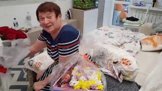 Курьер для мамы аж заплакала Курьер для мамы аж заплакала