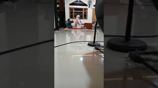 habib Sholeh Al Jufri dari solo habib Sholeh Al Jufri dari solo
