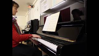 Piano Video | (Ref 01021)