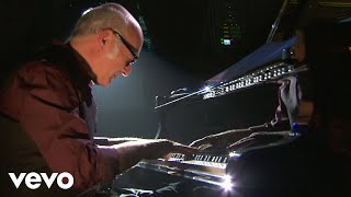 Video thumbnail of "Ludovico Einaudi - The Tower (Live At Fabric, London/2013)"