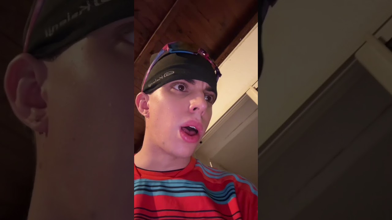 En direct de mon périple dans le sud chez mon frère @Grandingo et son appartement inquiétant...