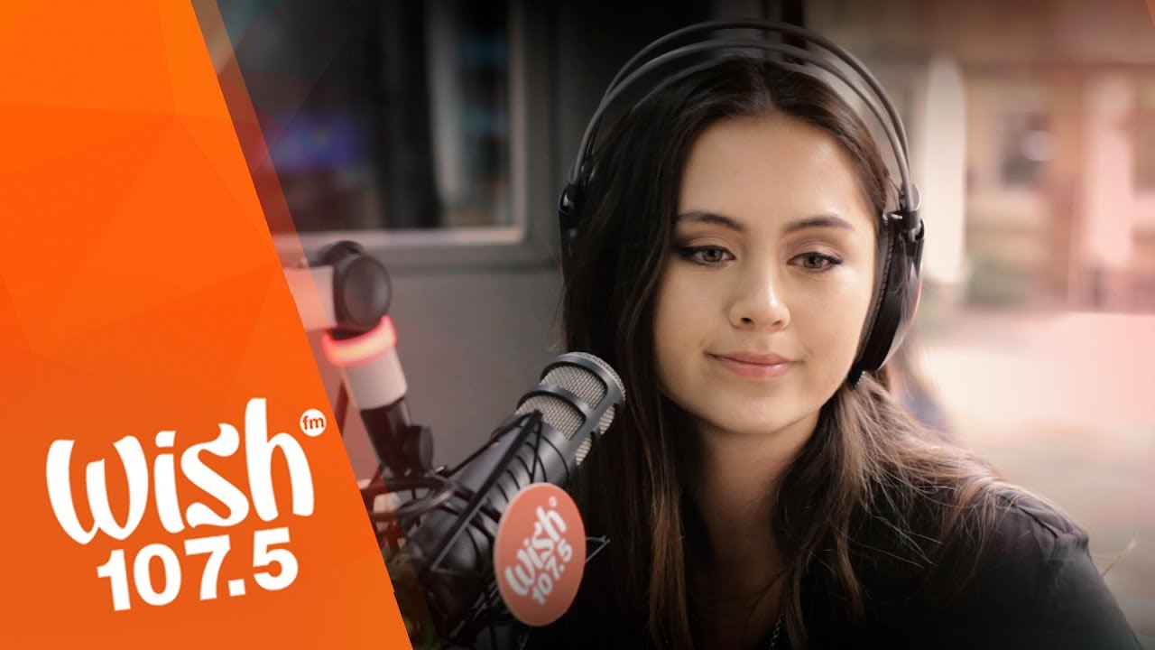 Jasmine Thompson performs Old Friends LIVE on Wish 1075 Bus