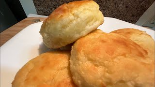 SOUR CREAM BISCUITS MADE WITH WHITELILY FLOUR! #whitelilyflour