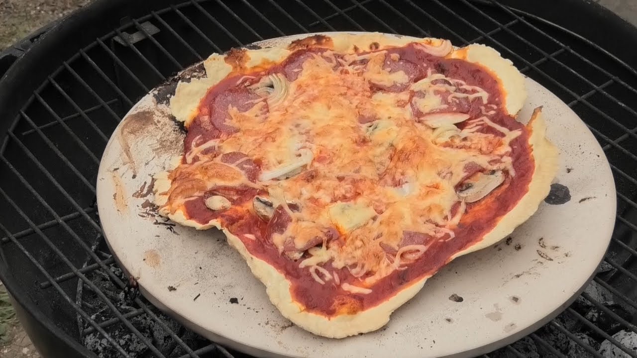 Aldi Pizzastein Im Test Youtube