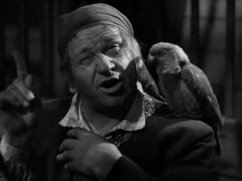 Pirate Wallace Beery contemplates his hanging