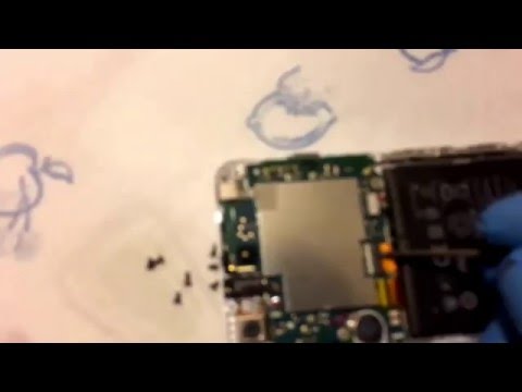 Video: ¿Cómo reparo mi teléfono HTC que no se enciende?