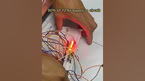 BATTERY LEVEL INDICATOR USING LM3914 IC