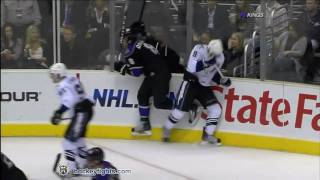 Steve Downie vs Willie Mitchell Nov 4, 2010 - LA feed