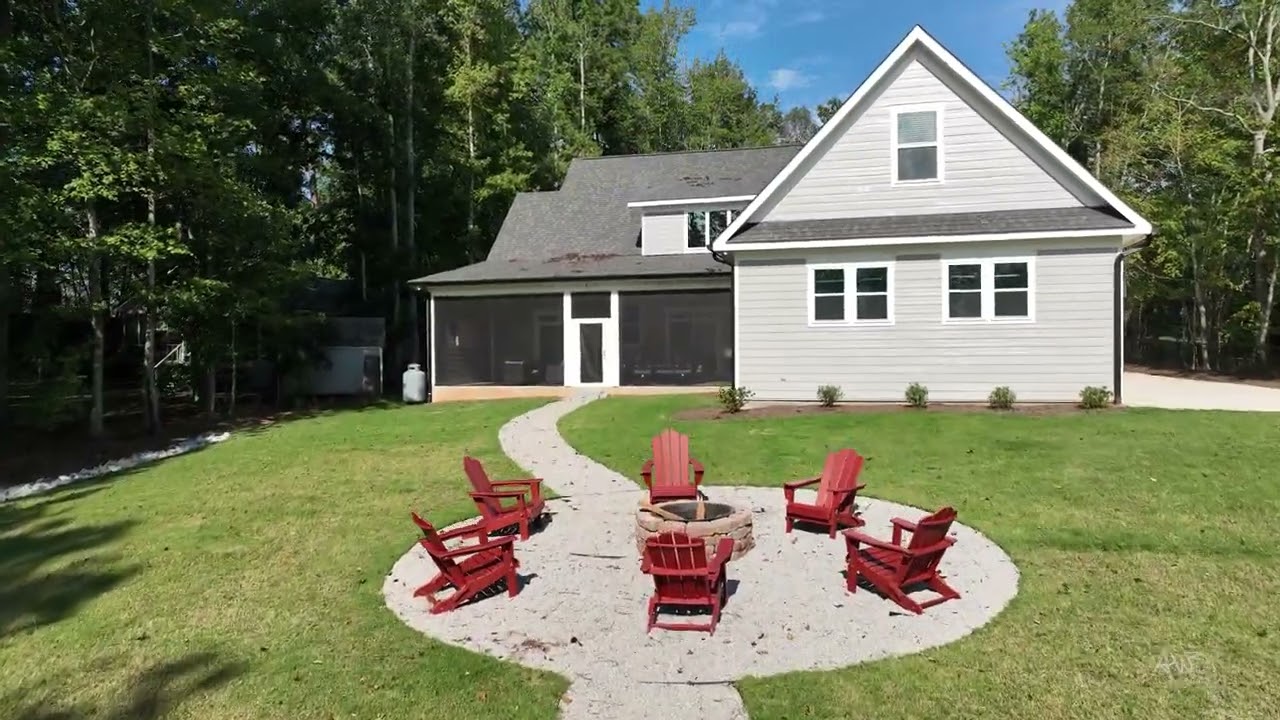 Luxury Vacation Home on Lake Sinclair - Milledgeville, Ga