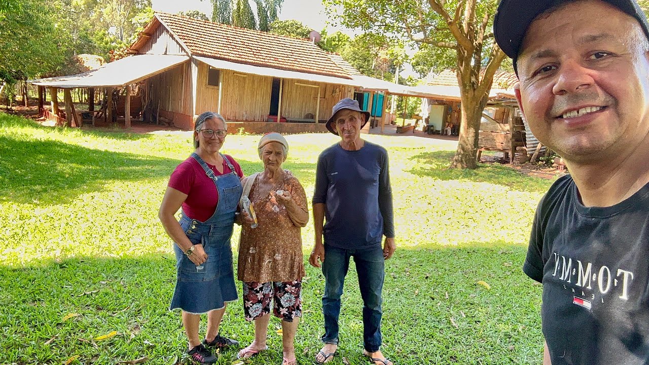 Bastião Mostrando sua linda plantação # e tomamos Café com pão de queijo Feito no sítio…