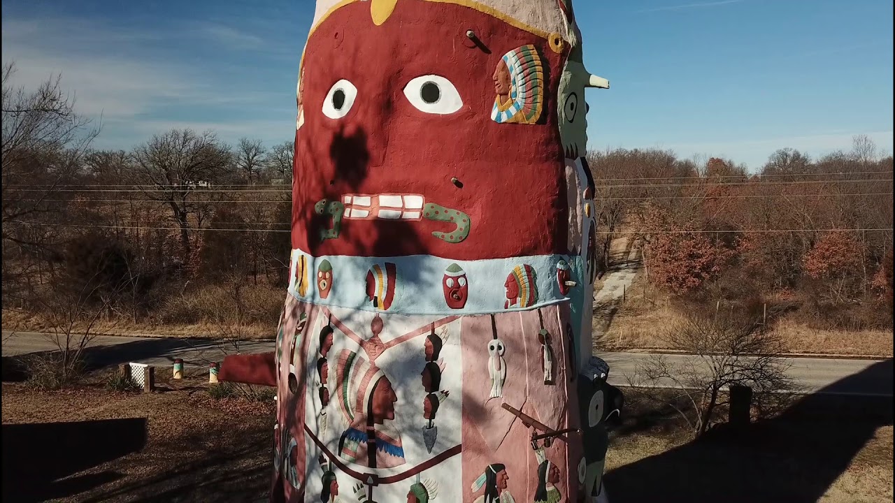 Ed Galloway's Totem Pole Park