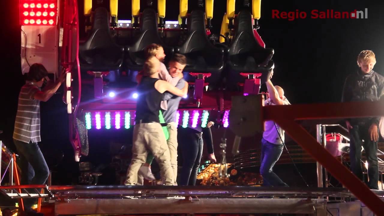 Jongeren vast in attractie op kermis Raalte ©RegioSalland.nl