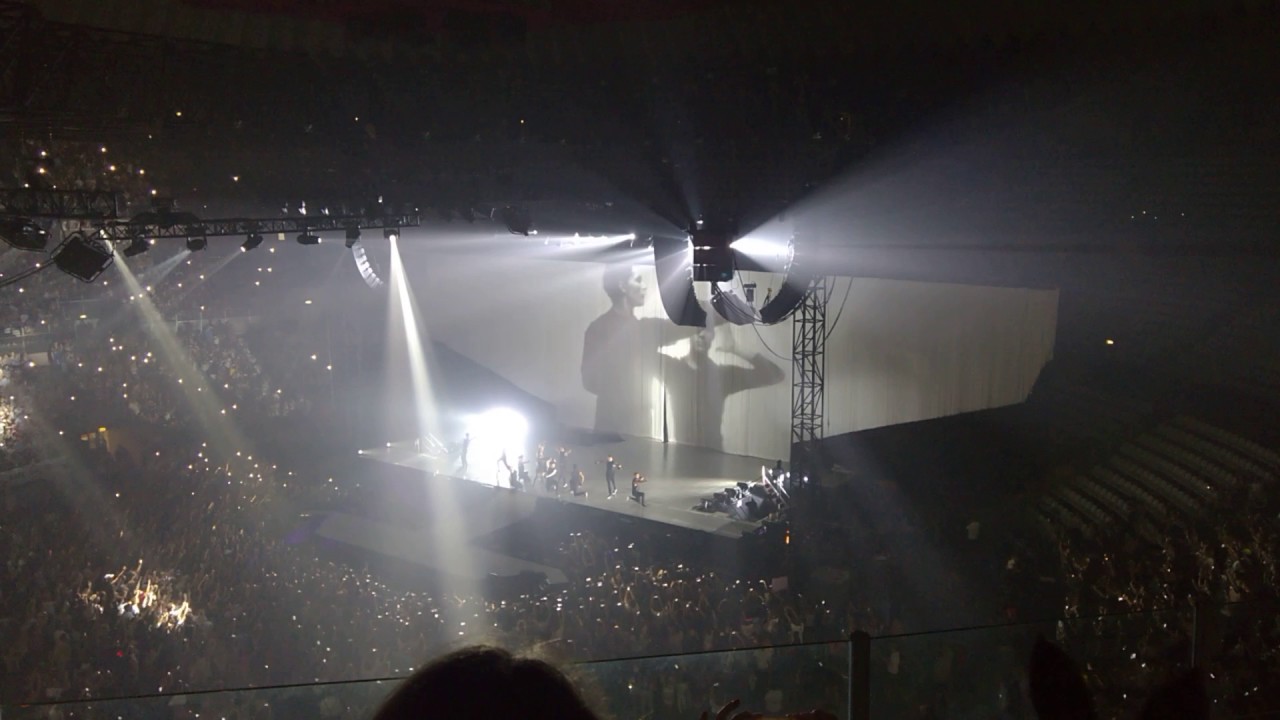 Ariana Grande - Be Alright Live @ Roma Palalottomatica 15-06-2017