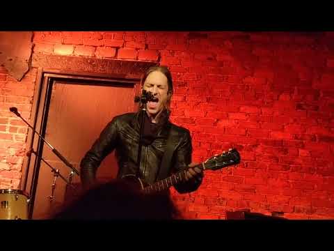 Jimmy Gnecco (OURS)