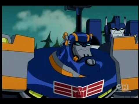 Ultra Magnus VS The Dinobots