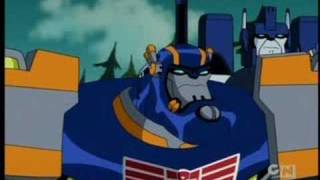 Ultra Magnus Vs The Dinobots