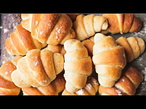 Soft and Fluffy Crescent Rolls Recipe | Crescent Dinner Rolls Recipe |Easy Crescent Rolls