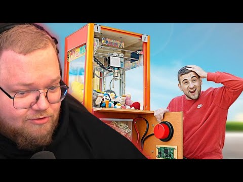 Т2Х2 СМОТРИТ |ЧТО ВНУТРИ АВТОМАТА С ИГРУШКАМИ ? (и не только)