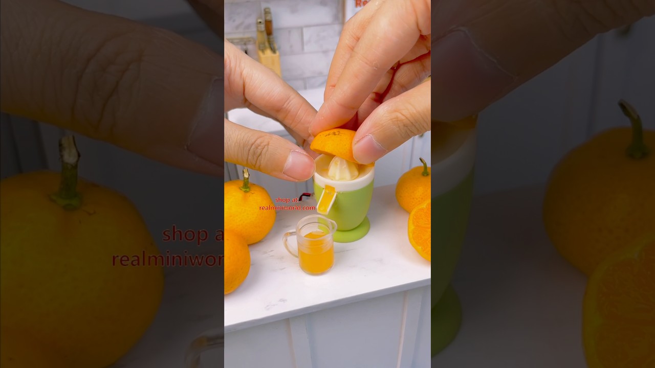 Miniature REAL Functioning Orange Sqeezer | Mini Cooking Shop