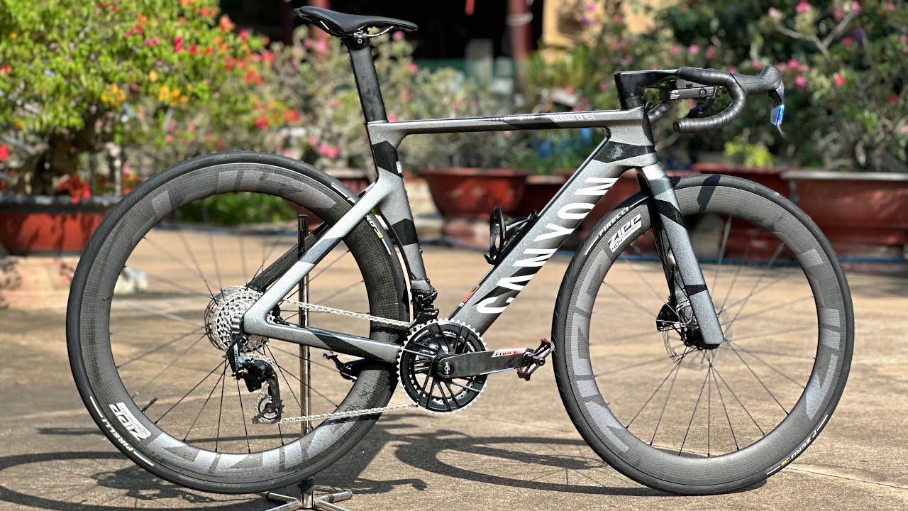 Building the New Canyon Aeroad CF SLX 2027 - Direct from Germany