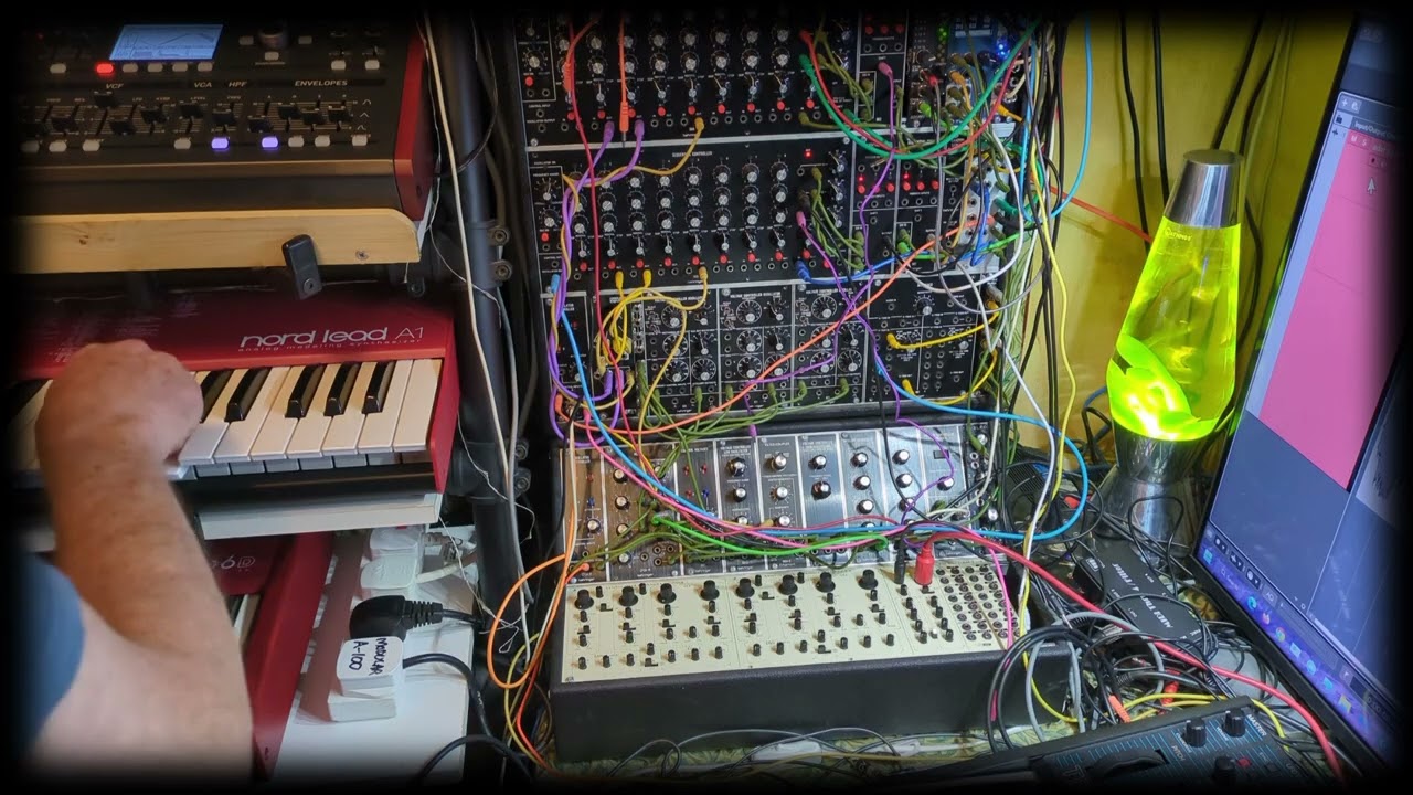 Behringer 2-XM jam with Oberheim TEO 5 - YouTube